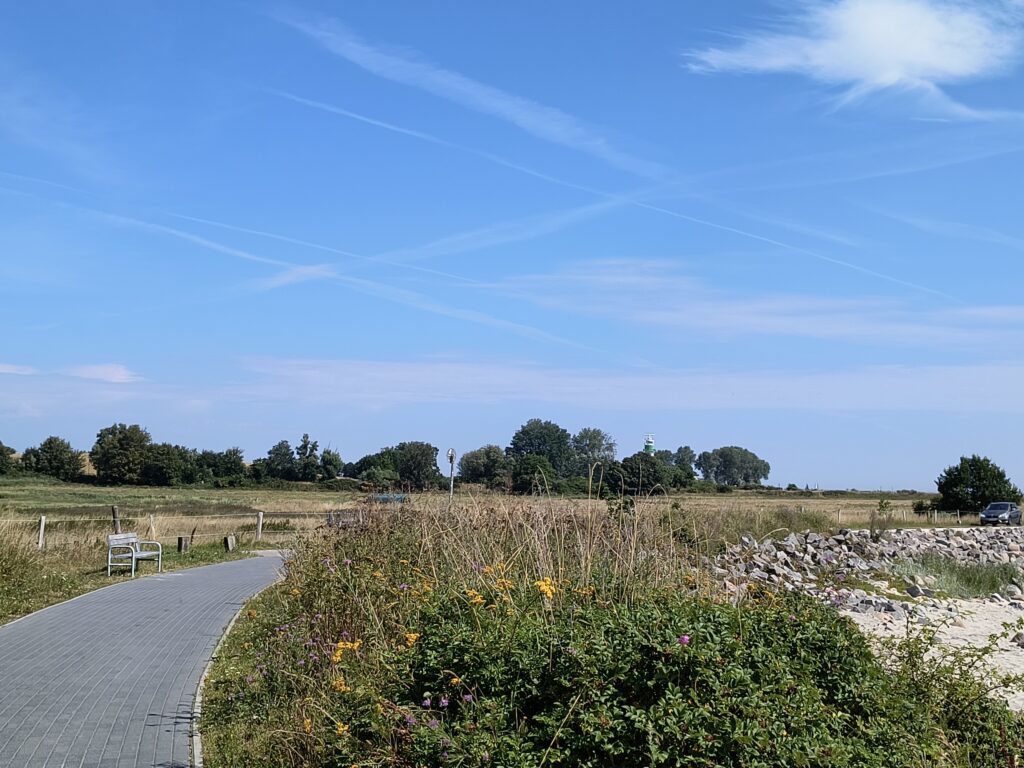Weg zum Leuchtturm Bülk